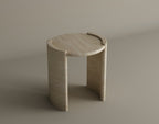 Arca – Table d’appoint courbée en travertin naturel-Galerie Pietra