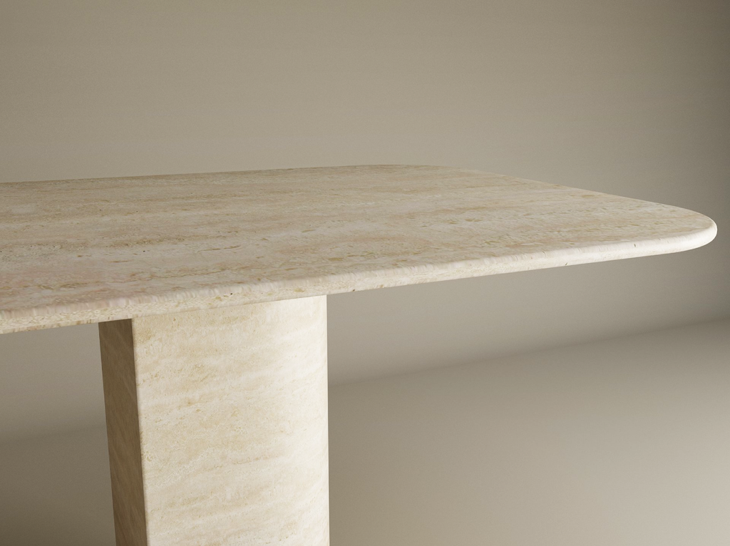 Aurel – Table à manger rectangulaire en travertin naturel avec piètement incliné-Galerie Pietra