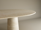 Calia – Table à manger ovale en travertin naturel avec piètement conique-Galerie Pietra