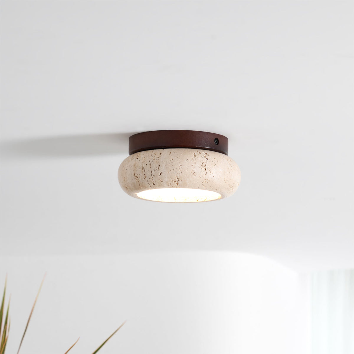 Dona – Mini plafonnier rond en travertin naturel-Galerie Pietra