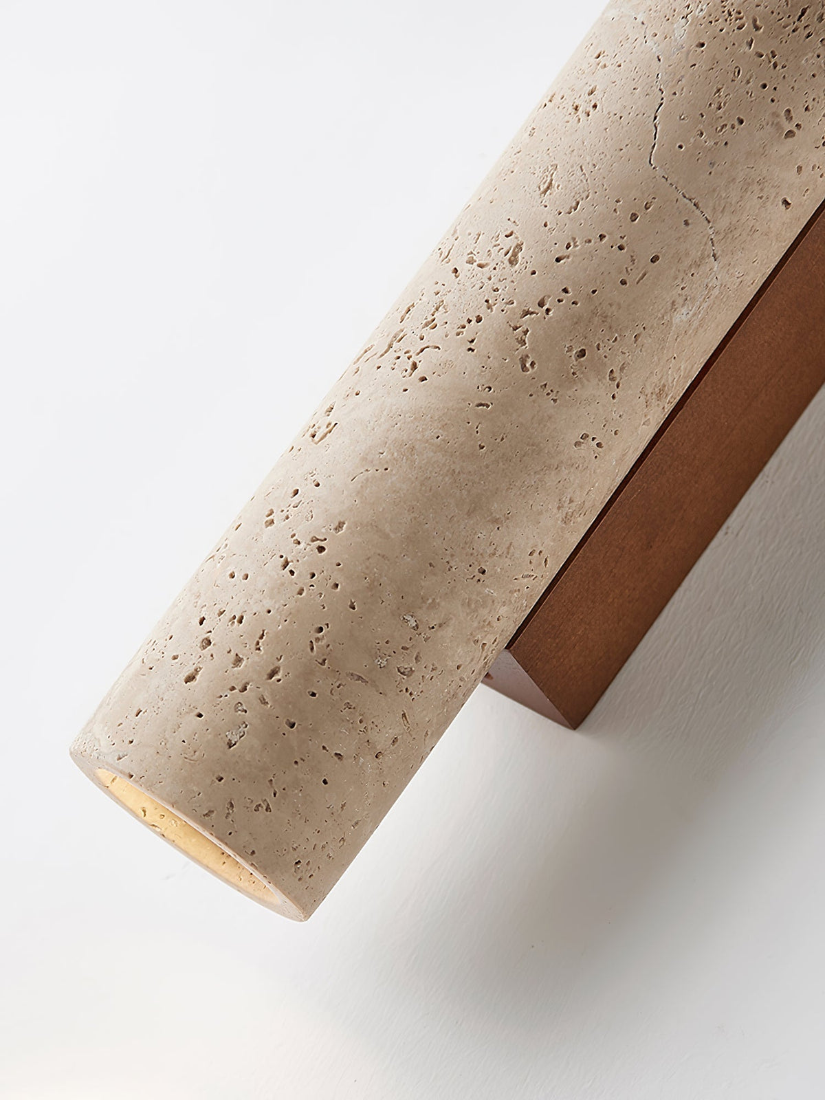 Nilo – Applique murale cylindrique fine en travertin naturel-Galerie Pietra