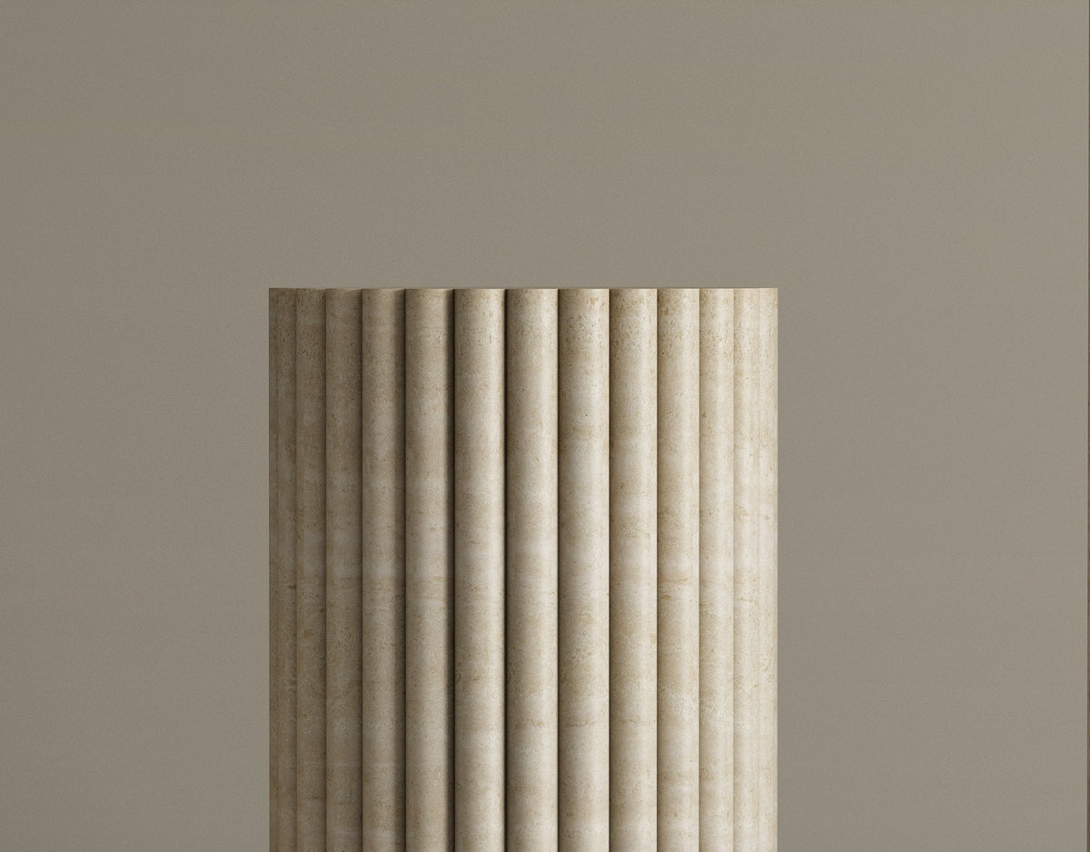 Orion – Trio de piliers sculpturaux en travertin naturel-Galerie Pietra