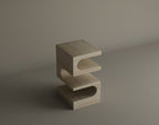 Sélène – Table sculpturale en travertin naturel-Galerie Pietra