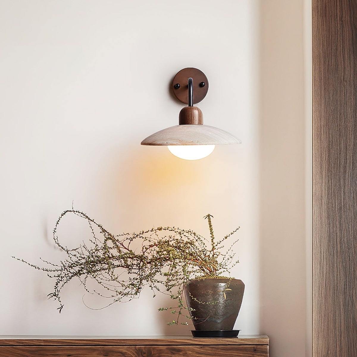 Vinea – Applique murale vintage en travertin naturel-Galerie Pietra