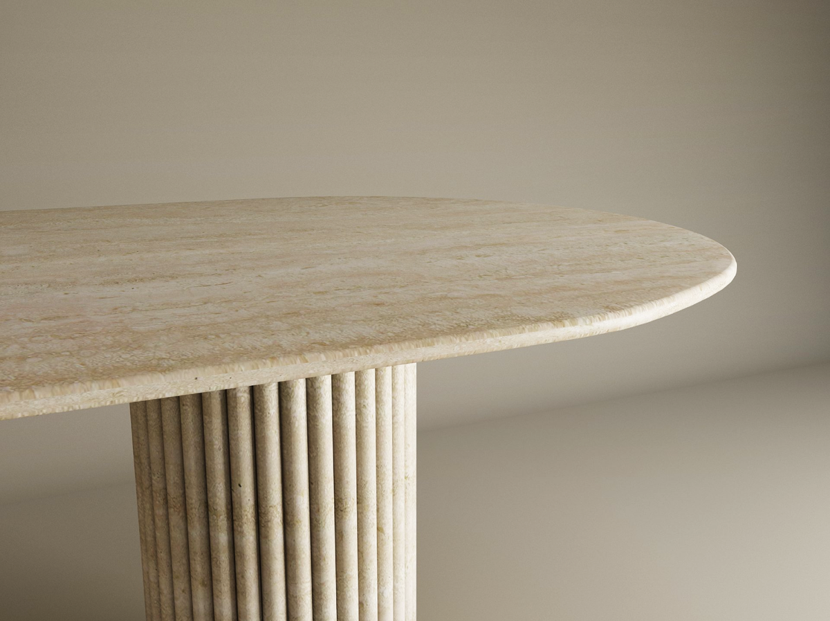 Virea – Table à manger ovale en travertin naturel avec piètement rainuré-Galerie Pietra